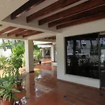 Hospedaje Solymar- Edificio Bay Point apto 304