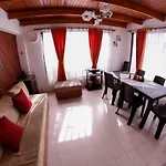 Sea Star Inn