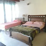 Zamy\'S Place