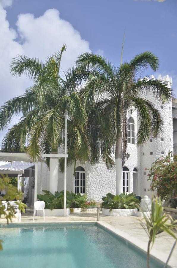 Le Castel Blanc Boutique Hotel 4*