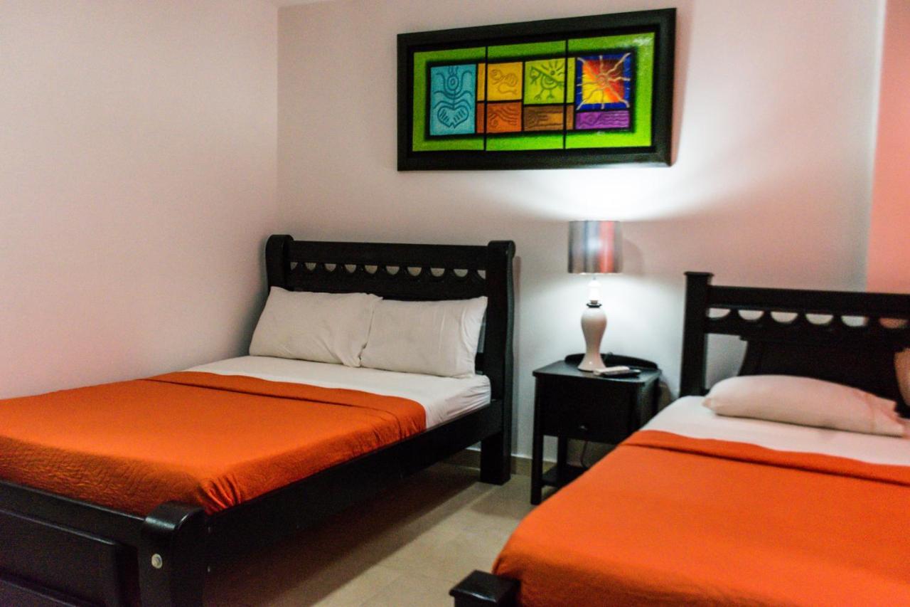 Caribbean Island Piso 1