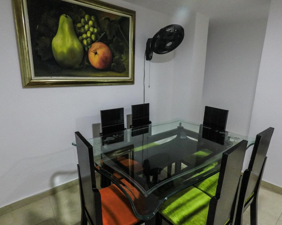 Aparthotel Caribbean Island Piso 1 3*