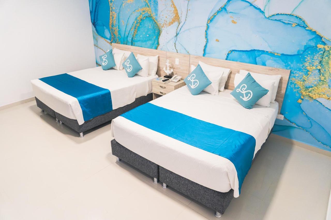 Sea Colors 4*