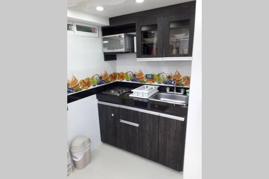 Amiel Forbes Apartament 103