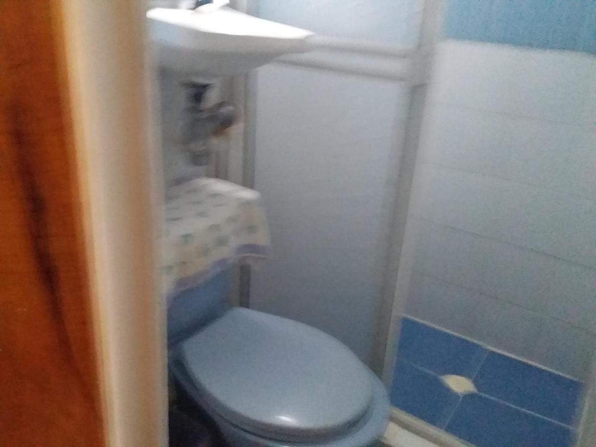 Guest house In - Sea Helen Located At Kilometer 4 Circunvalar