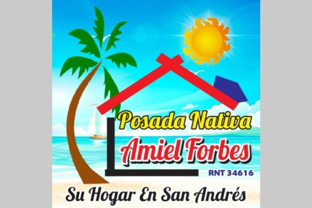 Amiel Forbes Apartament 204 Apartamento *