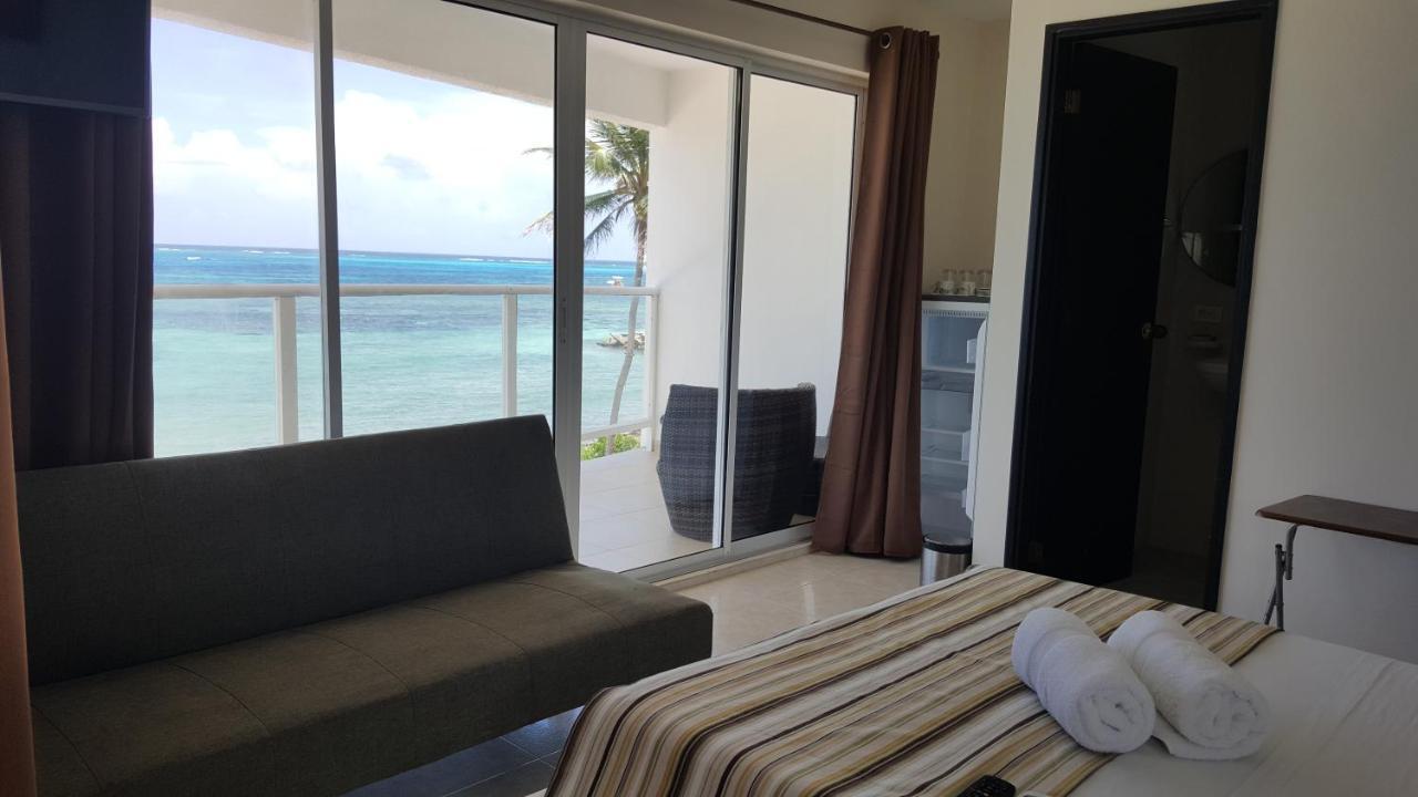 Caribbean Island Piso 2