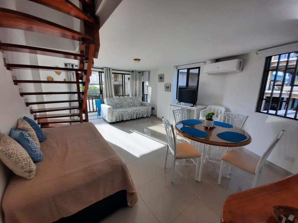 By -top Location San Andres- * San Andrés