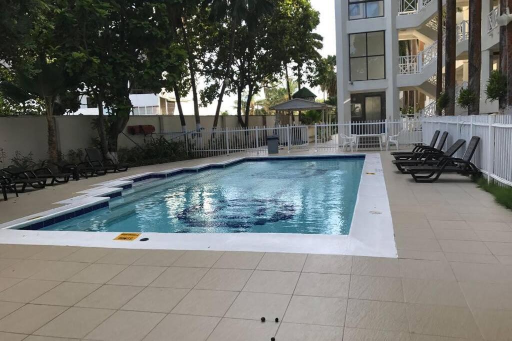 Con Excelente Ubicacion Baypoint Apartment *