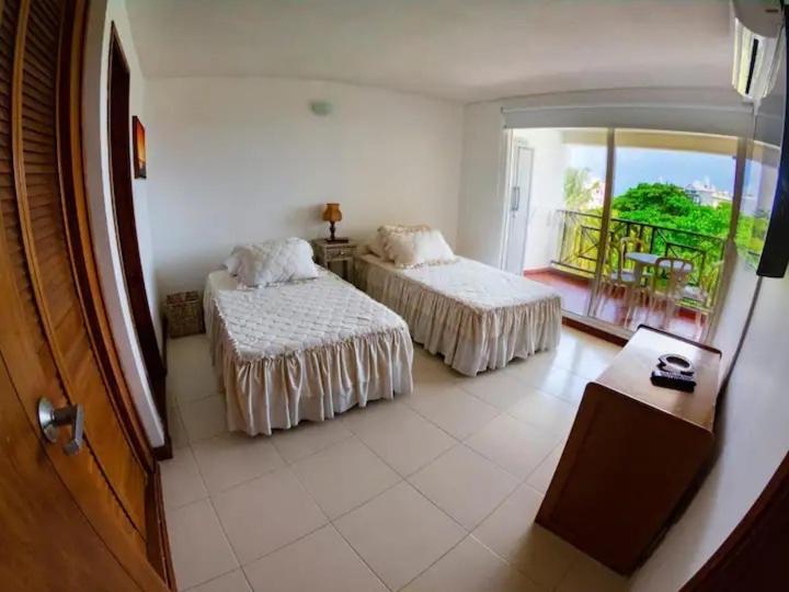En Hansa Reef By Top Location