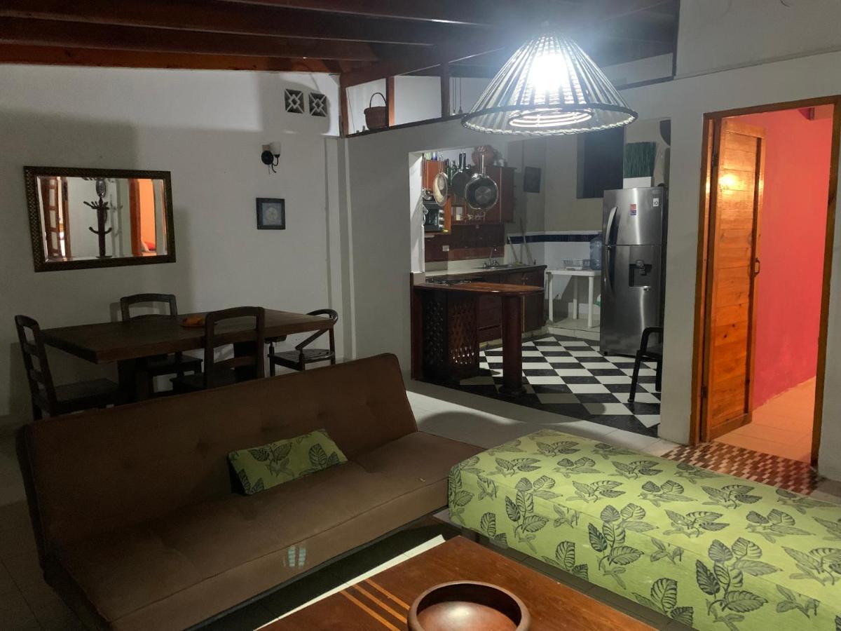 Casaluna Guest house *