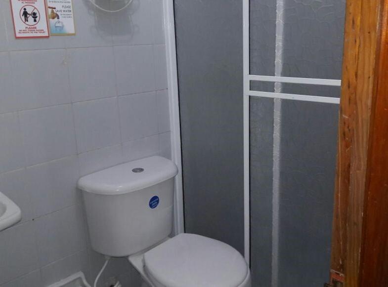 Nativa Miss Zelzel Place Hostal *