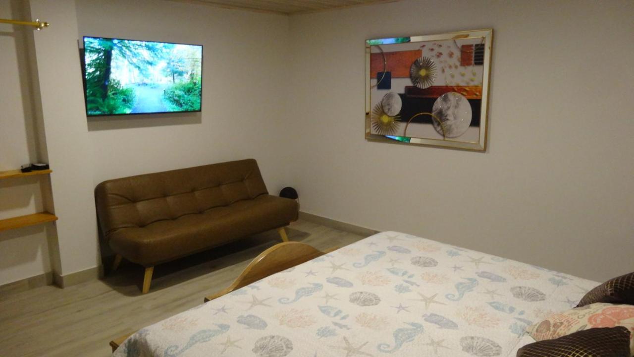 Aparta Roko Guest house