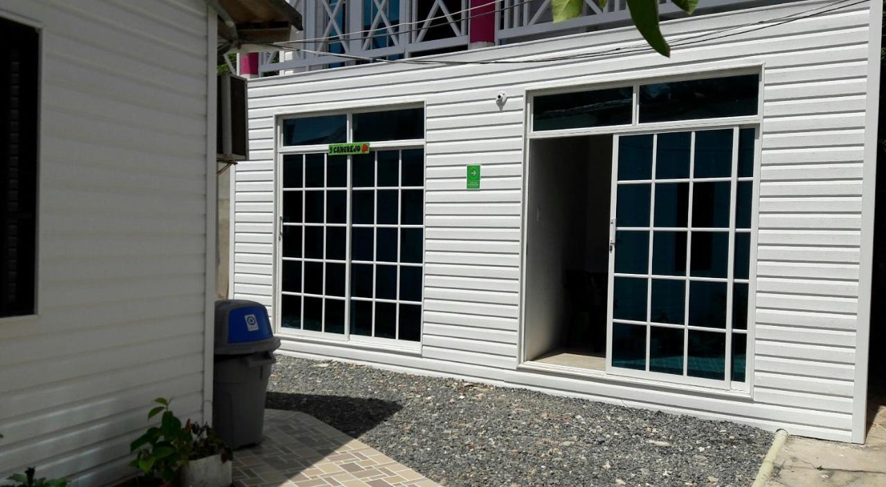 Nativa Miss Zelzel Place Hostal