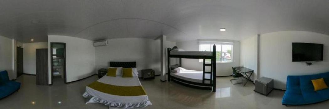 Galyrod House Pensión 4*