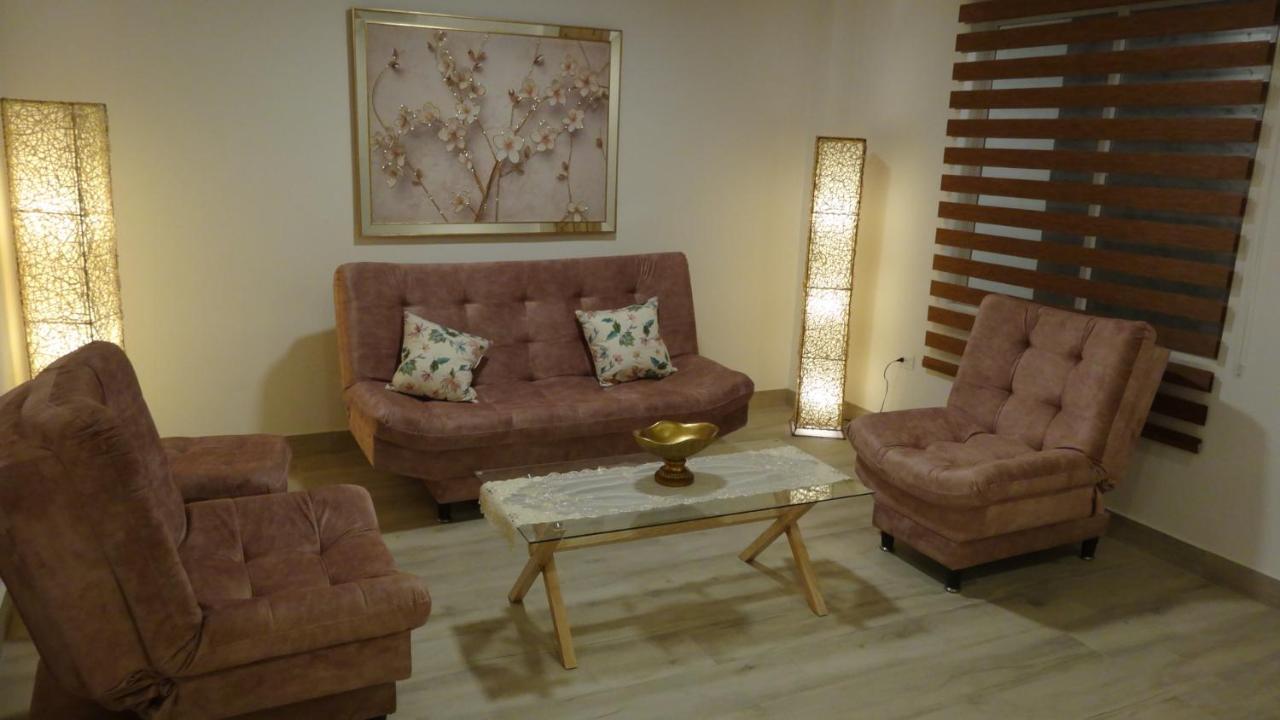 Guest house Aparta Roko *
