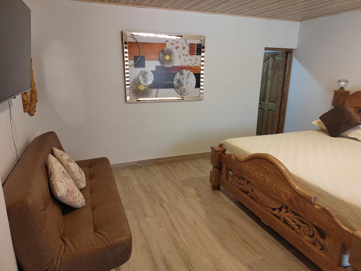 Guest house Aparta Roko *