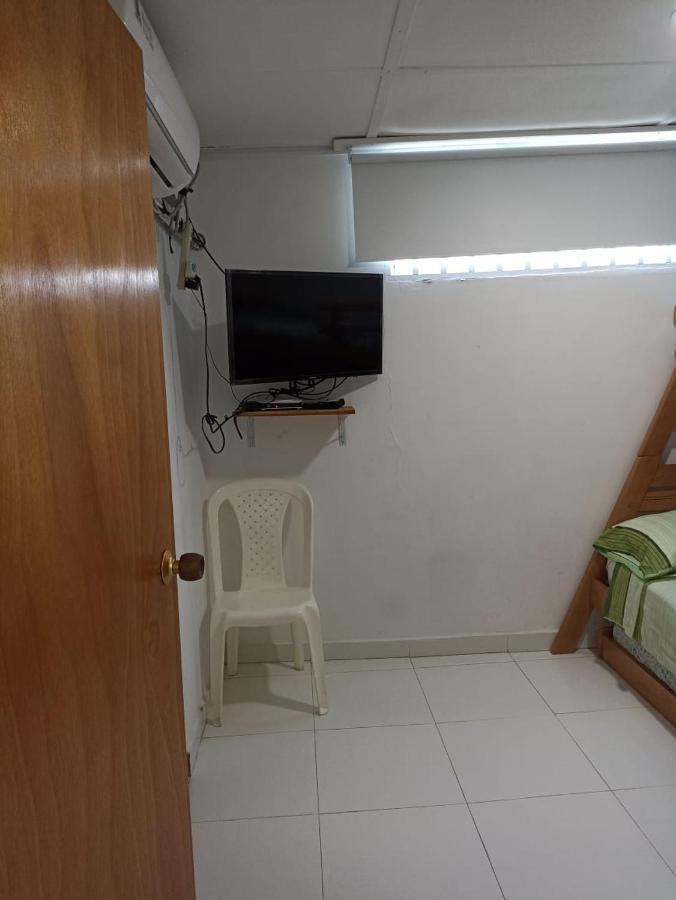 James&gomez Society San Andrés