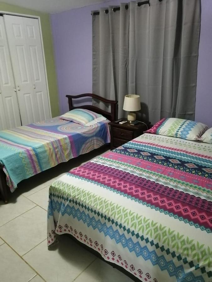 Posada Gordon Antonio *