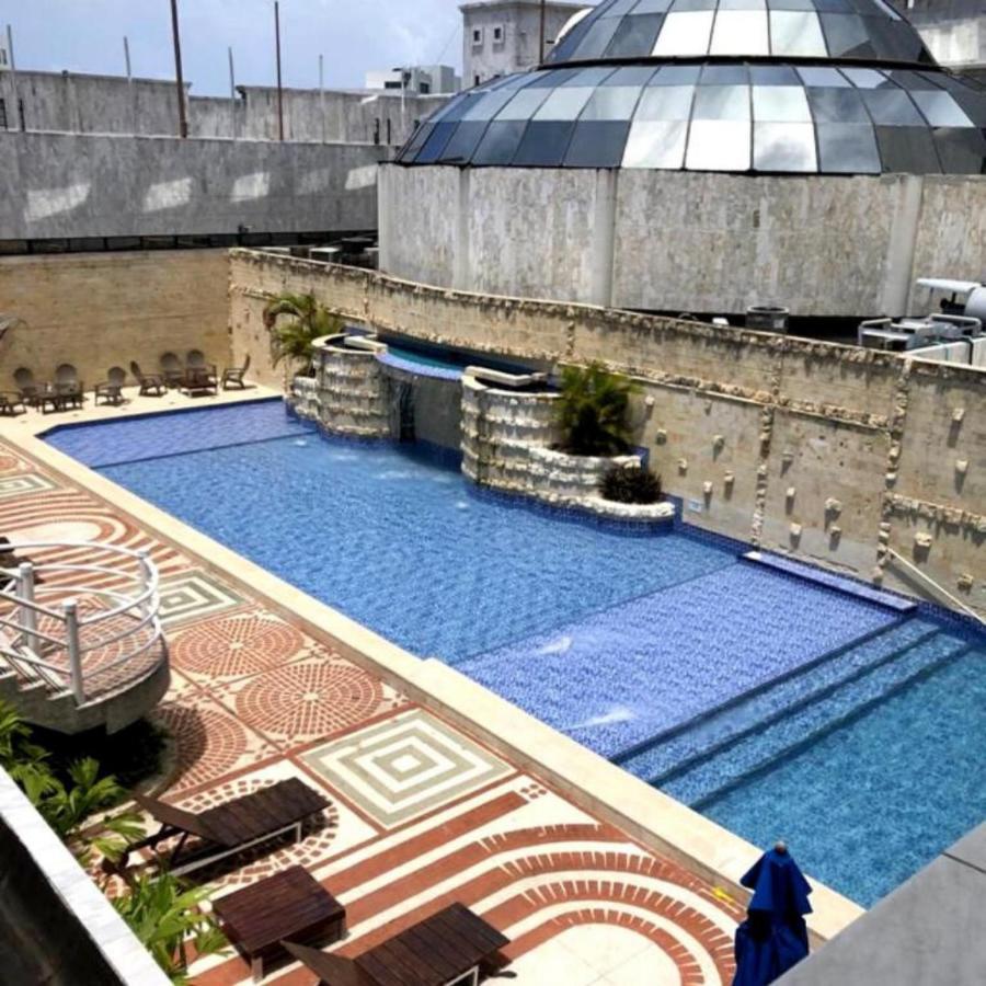 Apartamento En Sun Rise Con Vista Al Mar Y Playa Privada