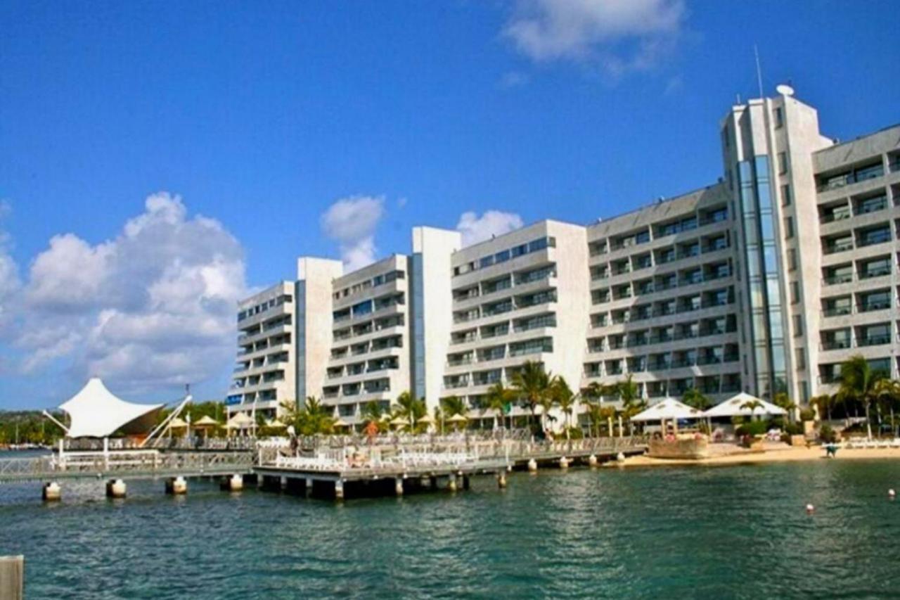En Sun Rise Con Vista Al Mar Y Playa Privada Apartamento *