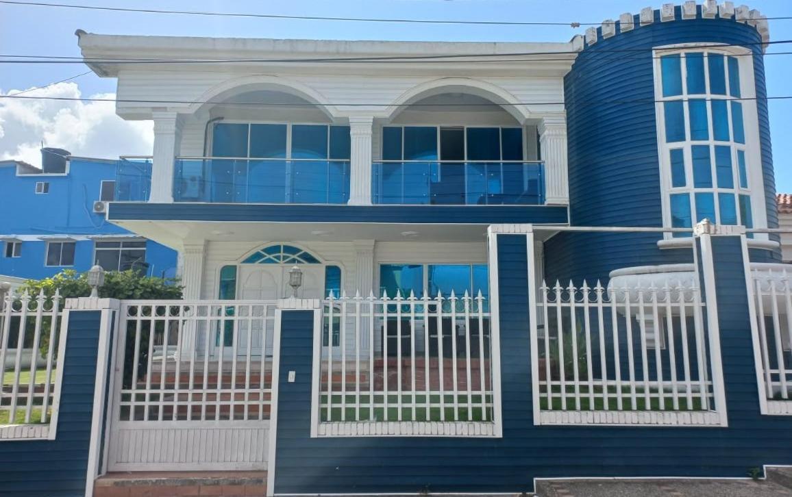 Habitación en casa particular Mary Hosting Sarie Bay