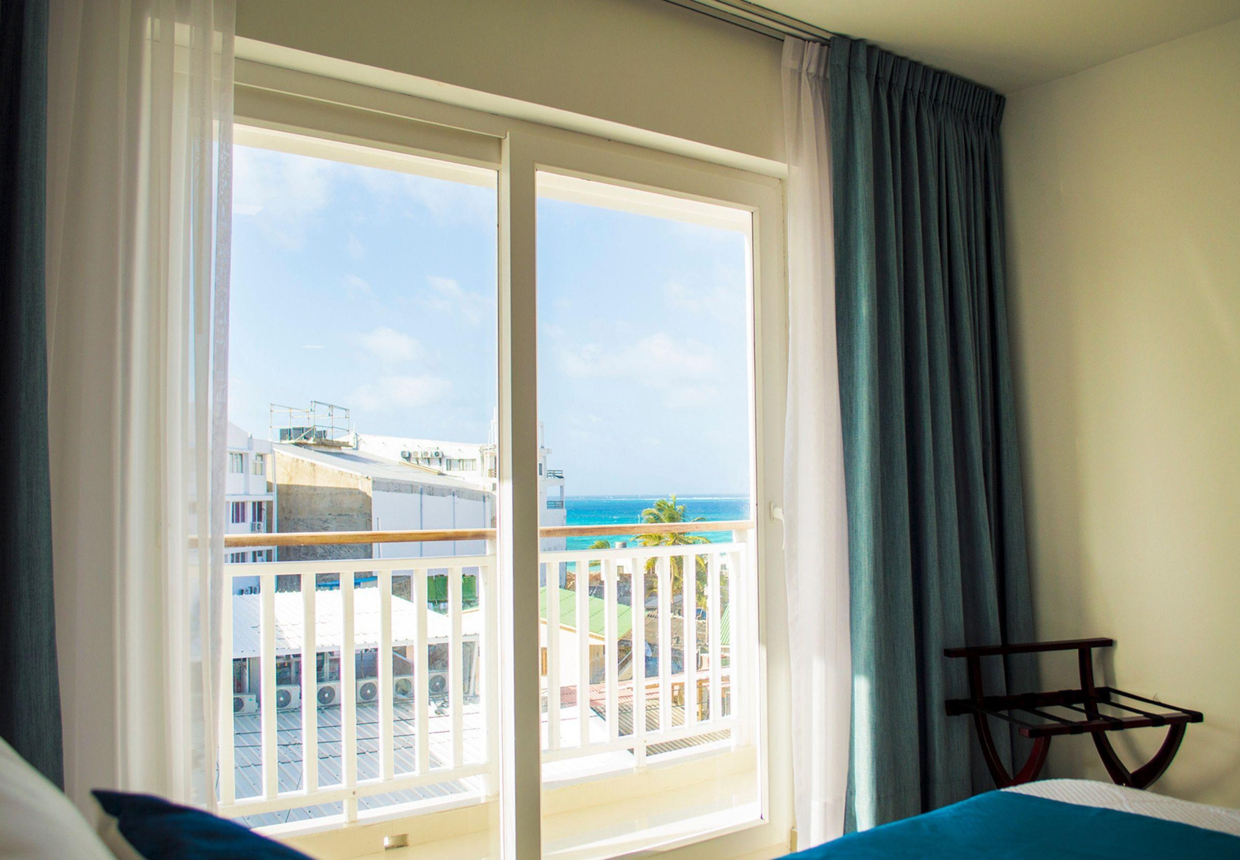 Hotel Sea Colors
