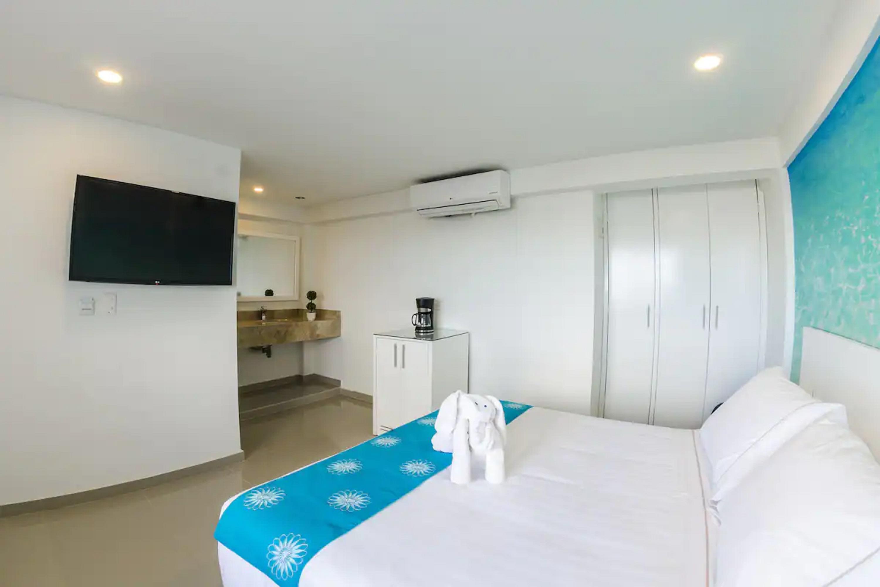 San Luis Place By Dorado Hotel 2*