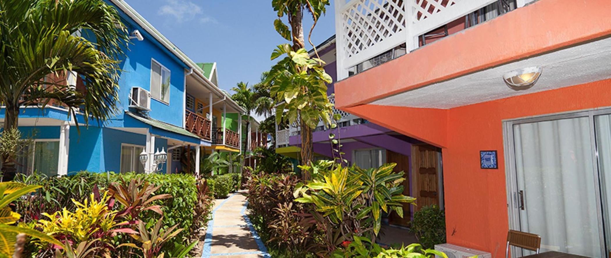 Hotel Cocoplum