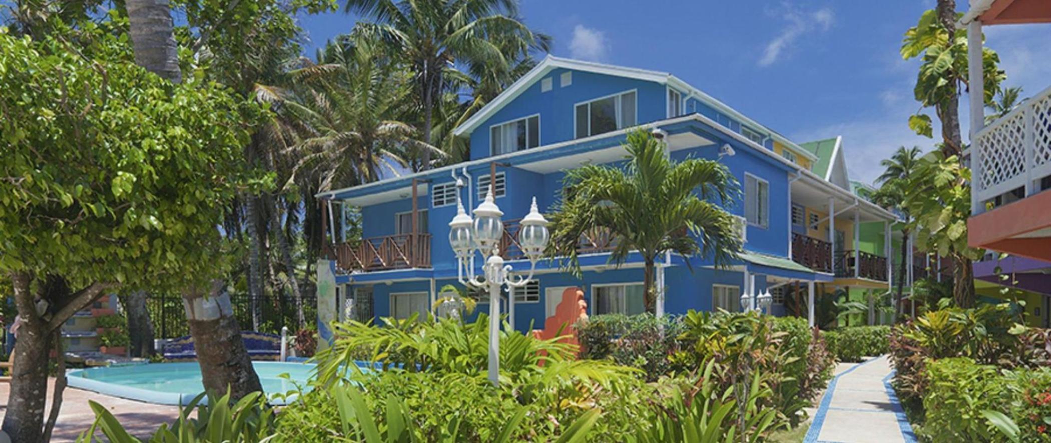 Cocoplum Hotel