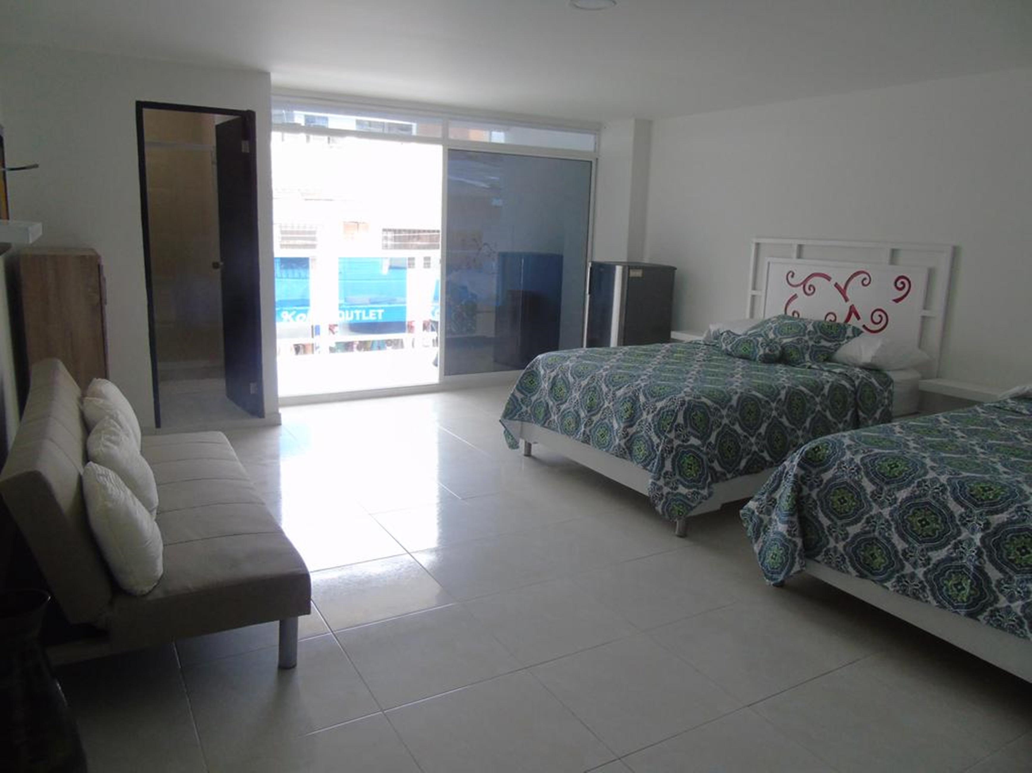 Hotel Blue Emerald