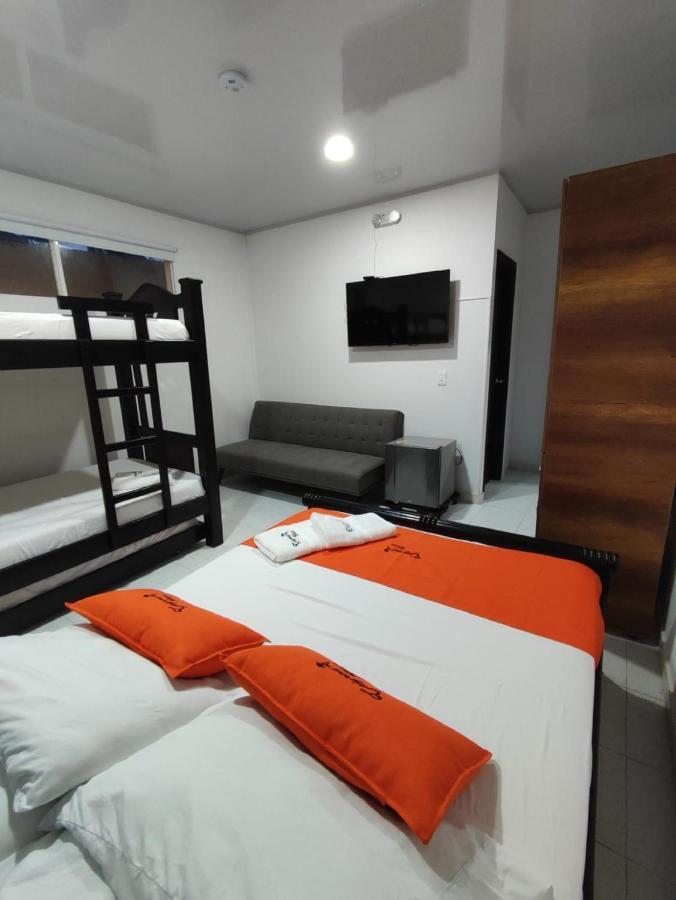 Habitación en casa particular Galyrod House *