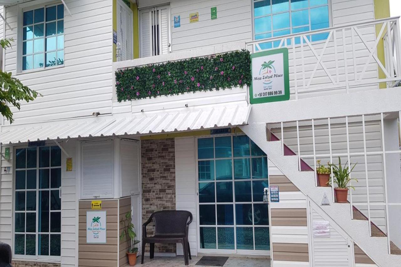 Nativa Miss Zelzel Place Hostal San Andrés