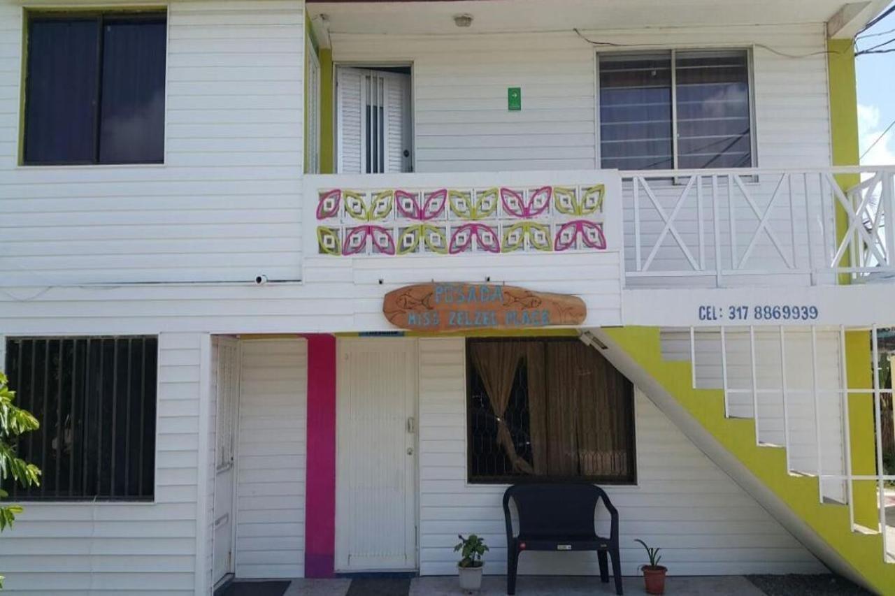 Nativa Miss Zelzel Place Hostal San Andrés