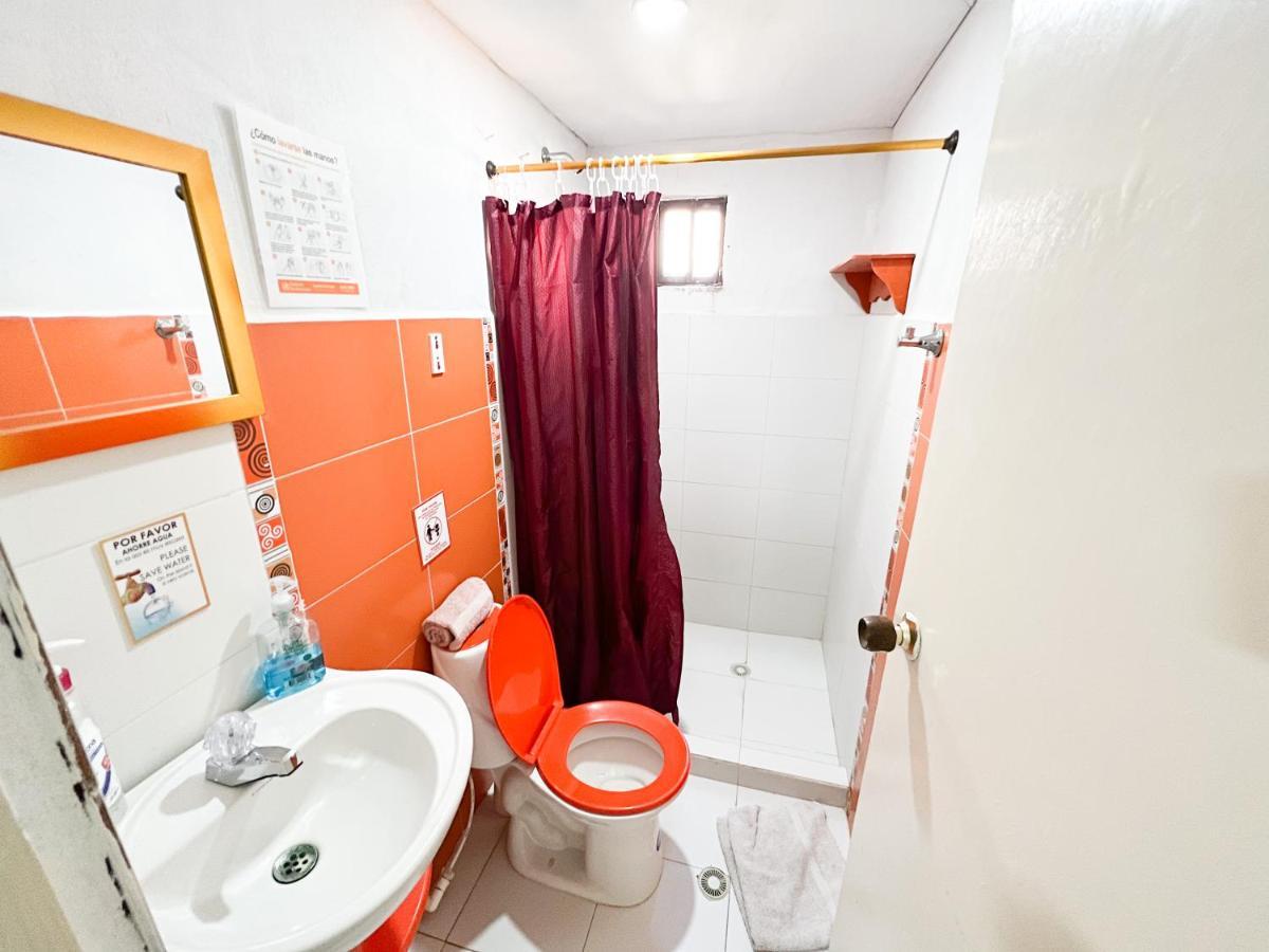 Hostal Ohana Lodging *