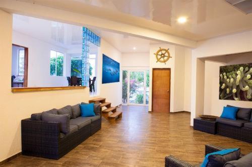 Hotel Aw Island 3*