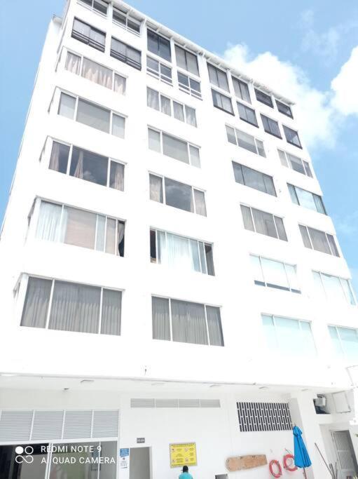 Apartment Lindo En El Mejor Sector De La Isla. Piscina, Bbq, Playa A 30 Metros San Andres (San Andres and Providencia Islands)