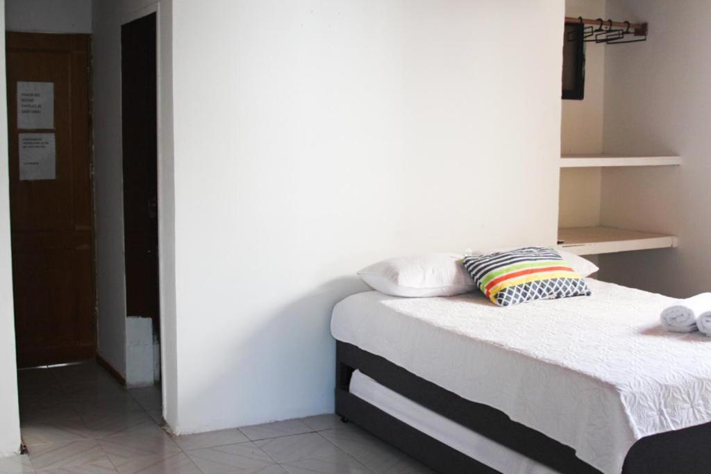 Topper House Apartahotel *