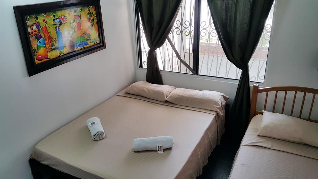 Sheylla's Place Hostal *