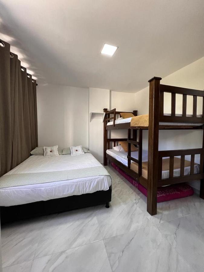 Liliana Prado Edificio Bailey Boat 303 *