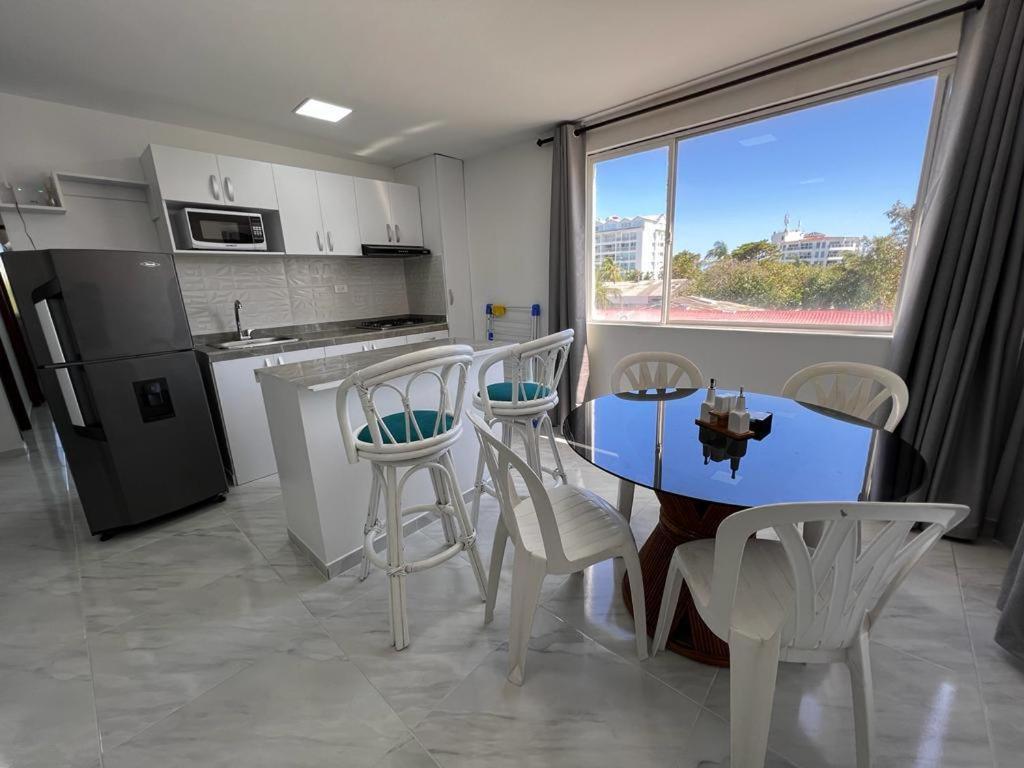 Apartamento Liliana Prado Edificio Bailey Boat 303 *