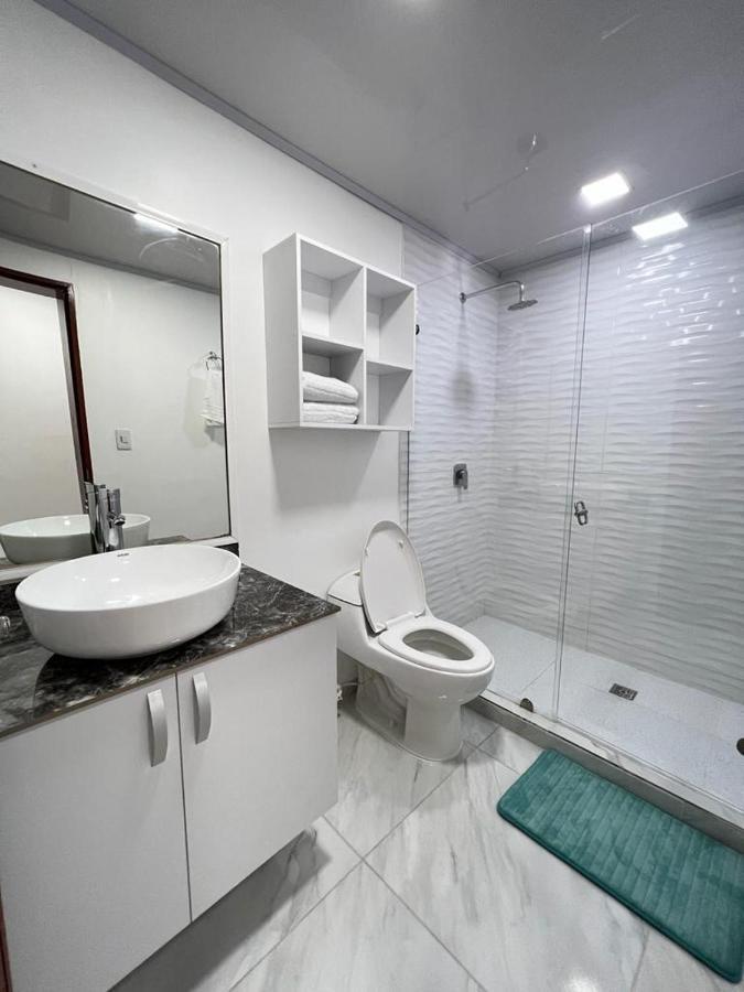 Liliana Prado Edificio Bailey Boat 303 San Andrés