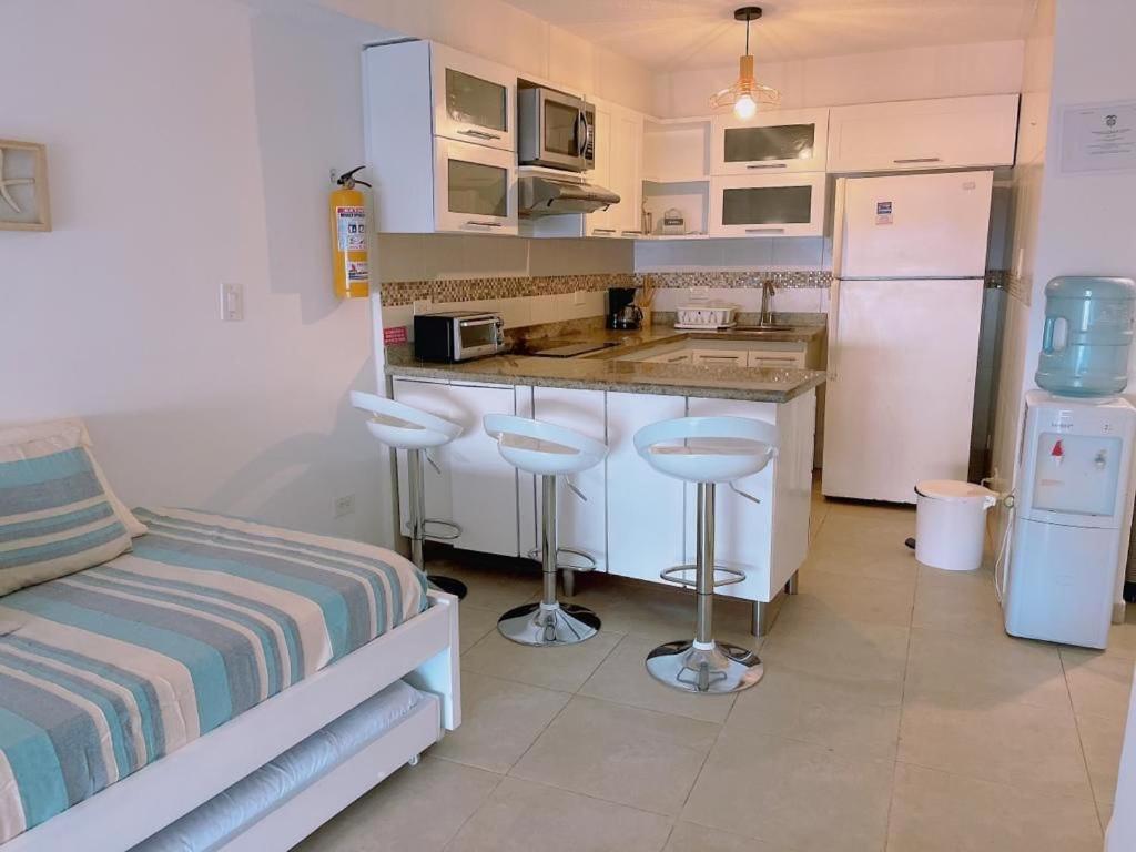 Moderno En Islas Apartment