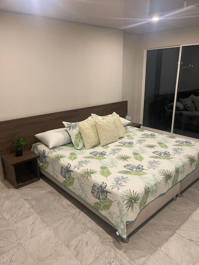 Apartamento Con Playa Privada Y Vista Al Mar