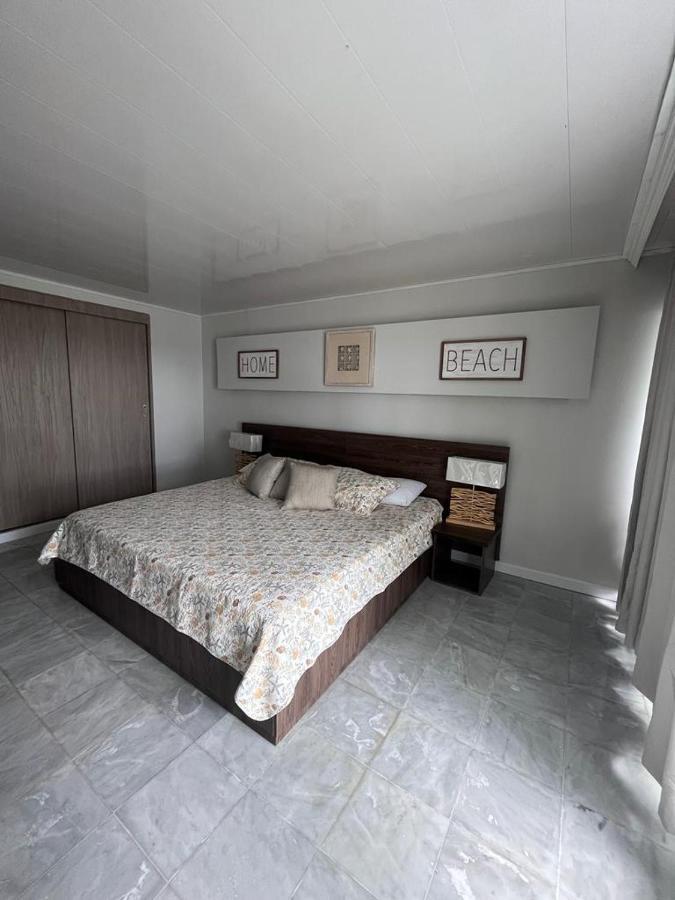 Apartamento Con Playa Privada Y Vista Al Mar