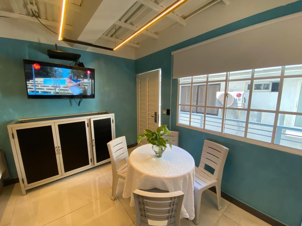 Al Hamra Inn