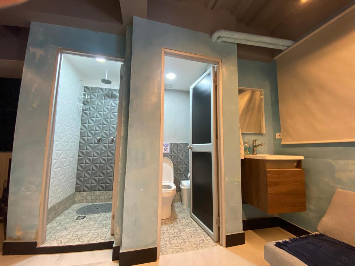 Al Hamra Inn *
