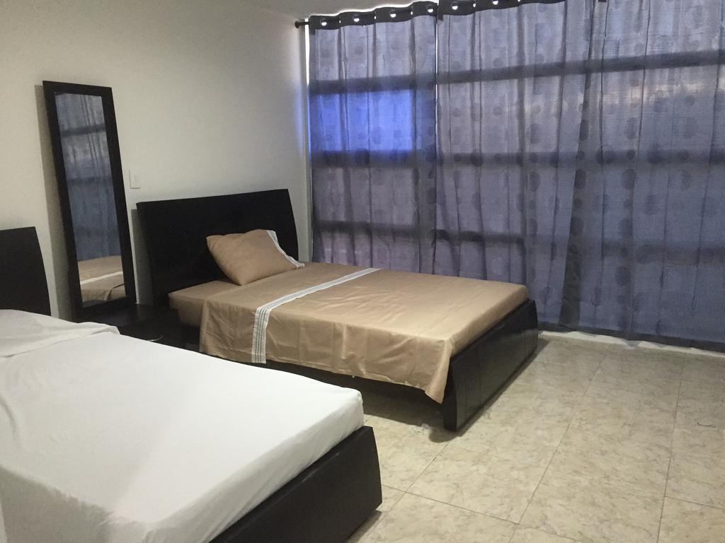 Hostal Central Beach Hotel 2*