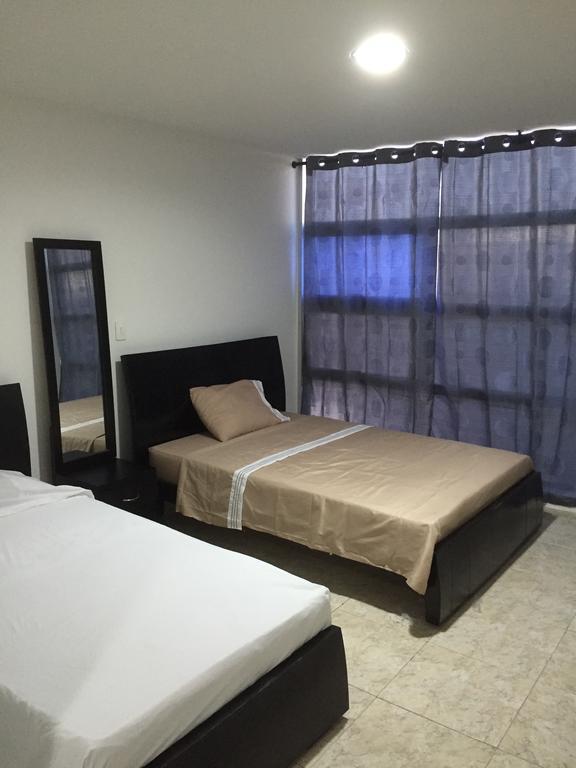 Hostal Central Beach Hotel 2*