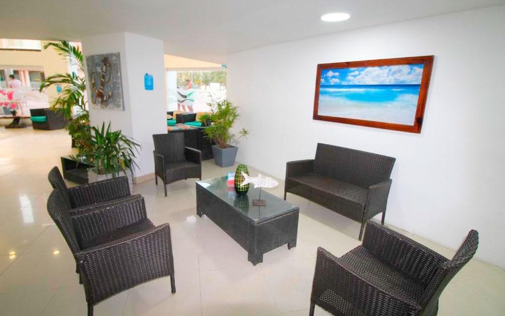Hotel On Vacation Blue Tone San Andres (San Andres and Providencia Islands)